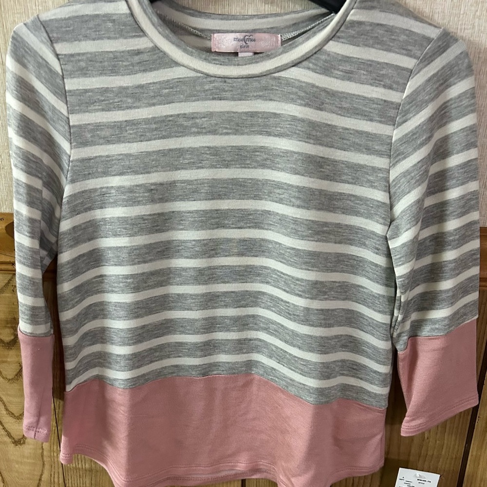 Girls NWT long sleeve pink white grey top